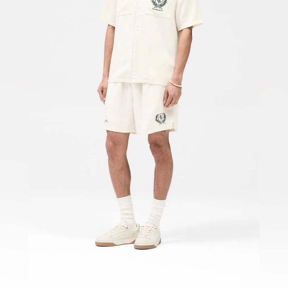 Represent Crest Short Antique White